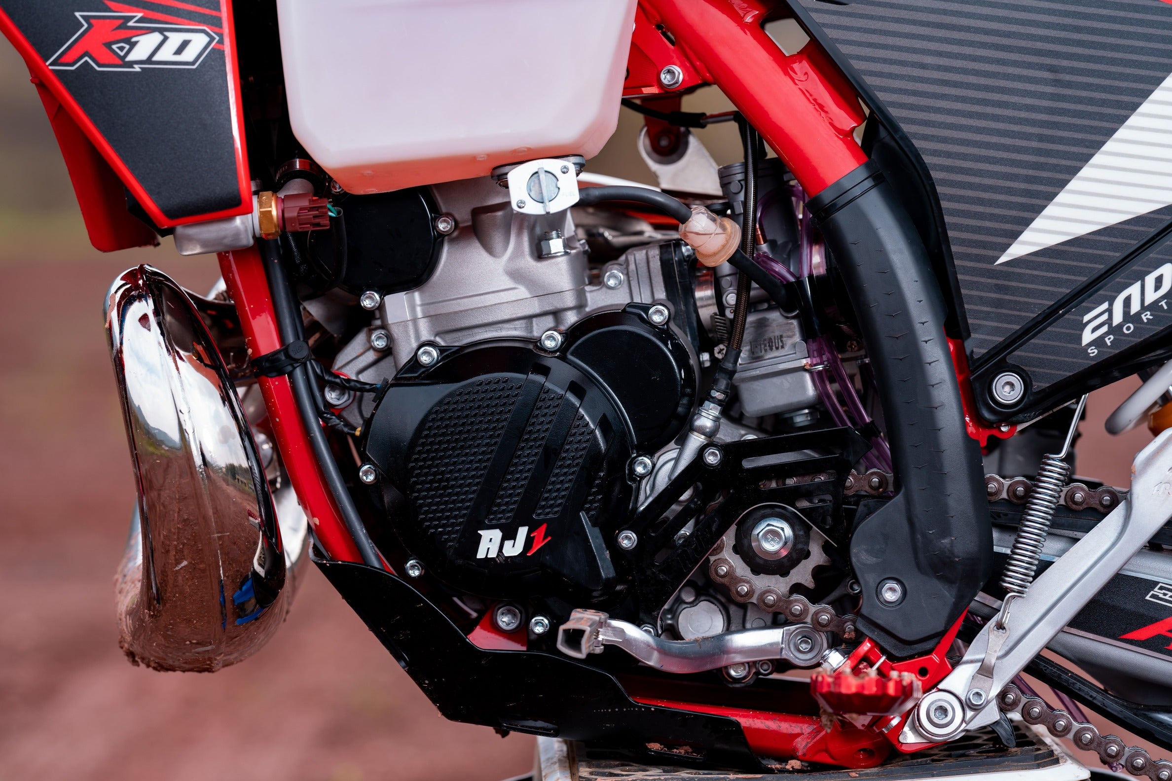 AJ1-K10 AX300 Fullsize Motocross
